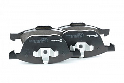 BREMBO P24061 Колодки тормозные FORD FOCUS II 04-/III 10-/MAZDA 3 03-/VOLVO S40 04- передние